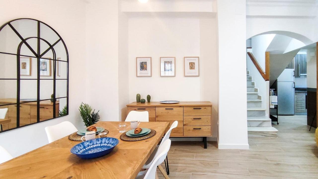House Near Plaza De Los Capuchinos By Sharingco Apartment Малага Екстериор снимка